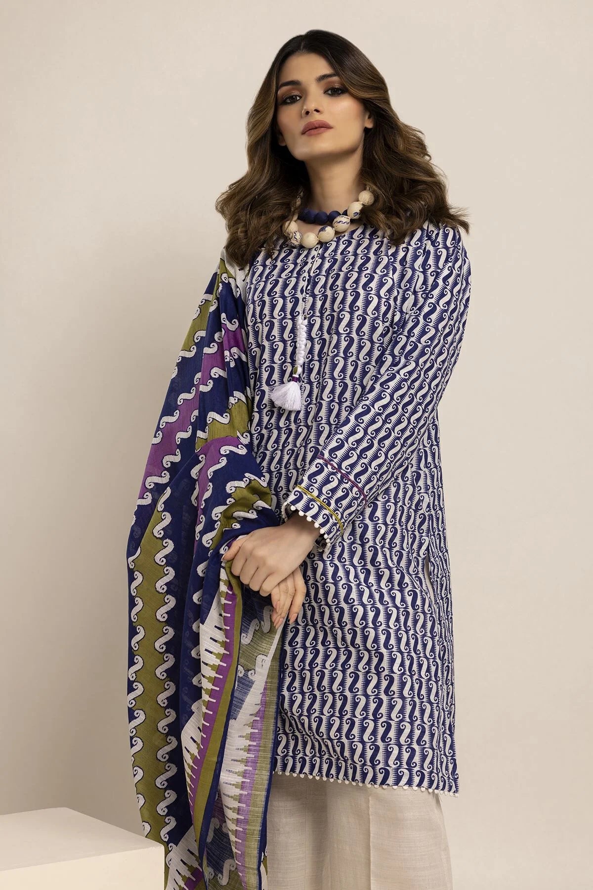 Khaadi Fabrics 3 Piece Suit Printed Light Khaddar