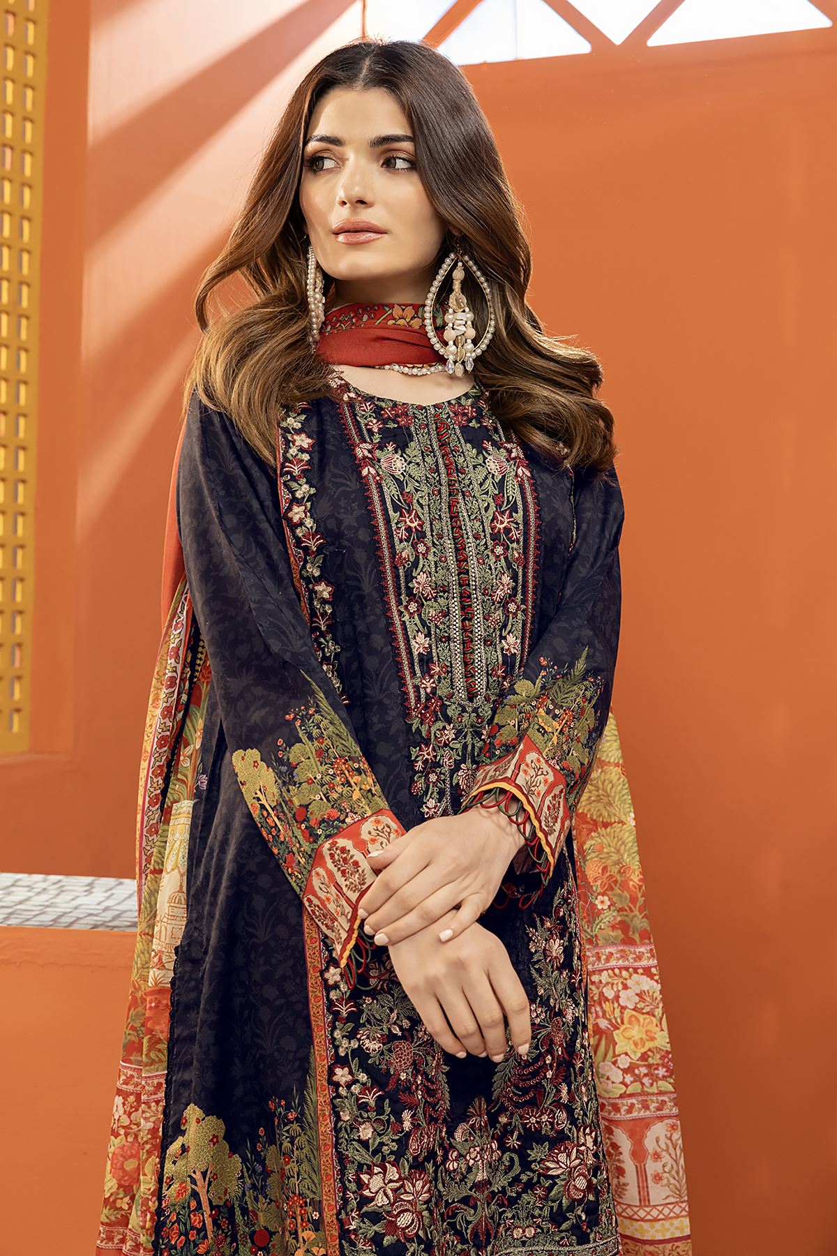 Embroidered Fabrics 3 Piece Suit