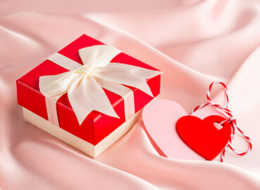 Celebrate Love This Valentine’s Day with Perfect Gifts from GiftWifts